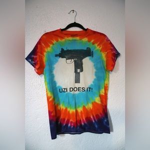 SKATE MENTAL • UZI Does It RARE Rainbow Gun Tie-Dye T-Shirt size small unisex